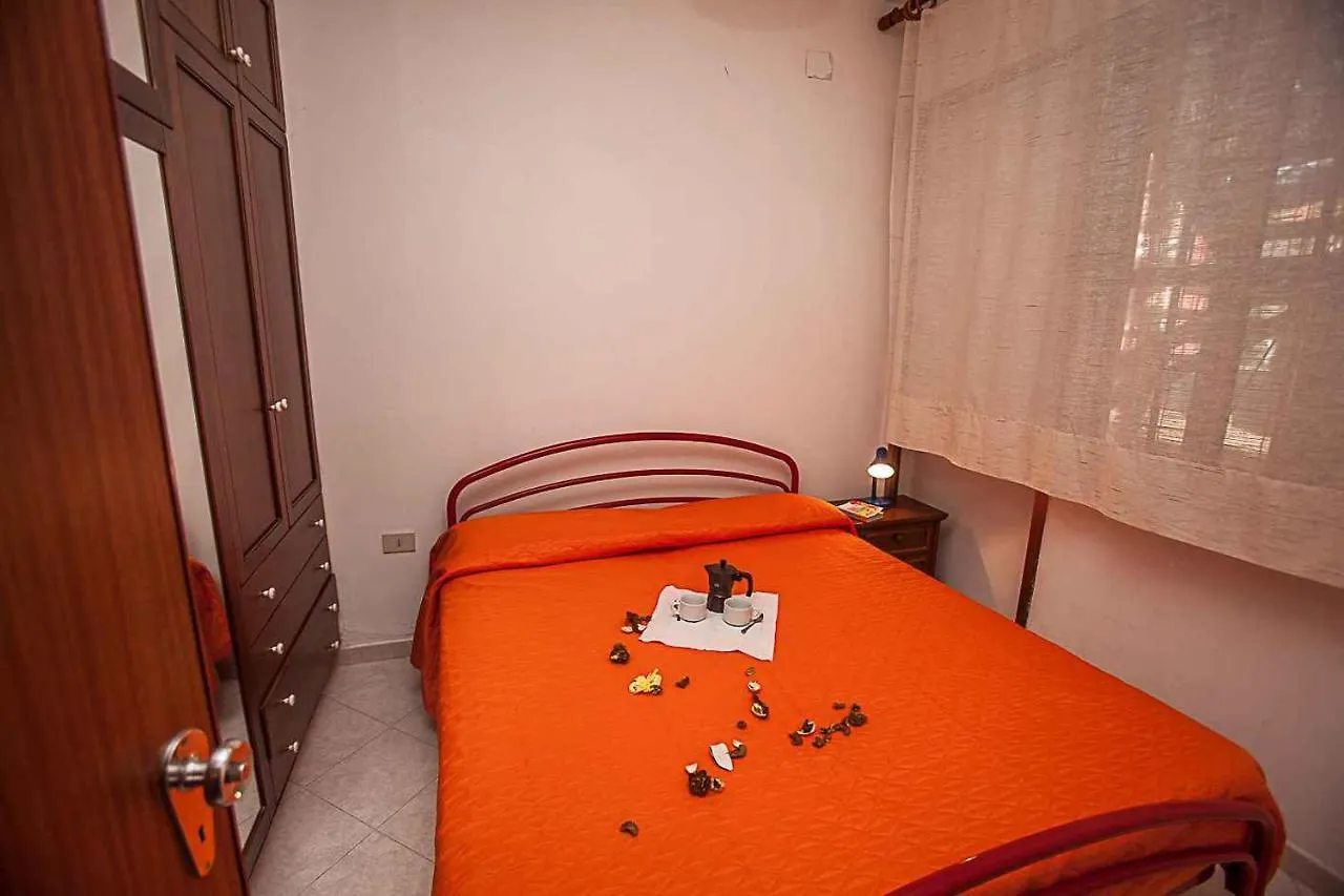 Apartments In Rosolina Mare 25071