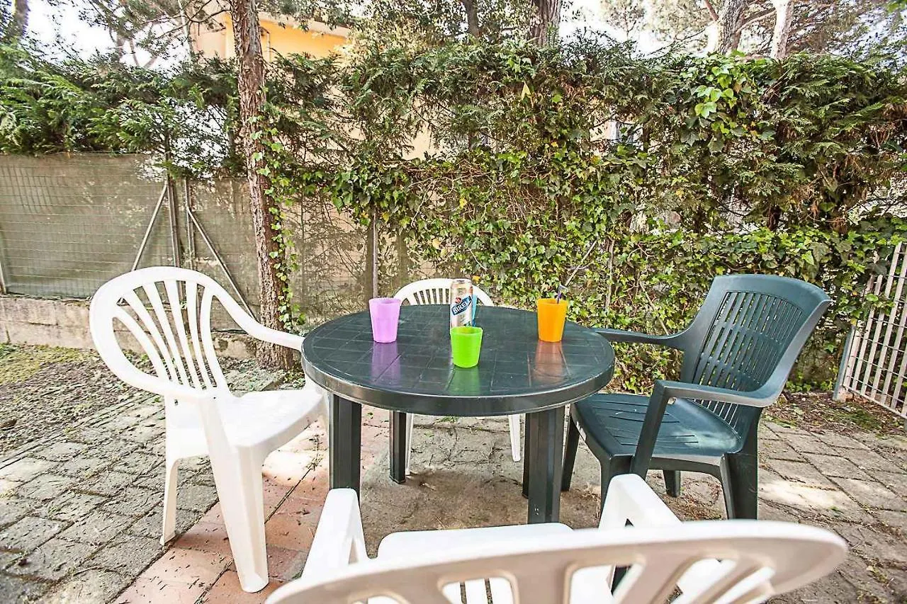 Apartments In Rosolina Mare 25071 Italy